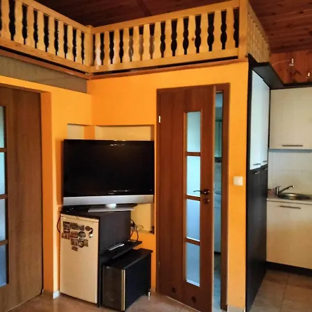 בית נופש Nad Jeziorem אוז'יז'נה